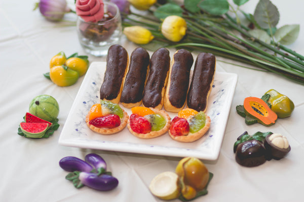 Mini Chocolate Eclairs (Box Of 6 Pieces)